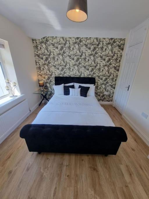 Somers Lodge Leicester Bagian luar foto